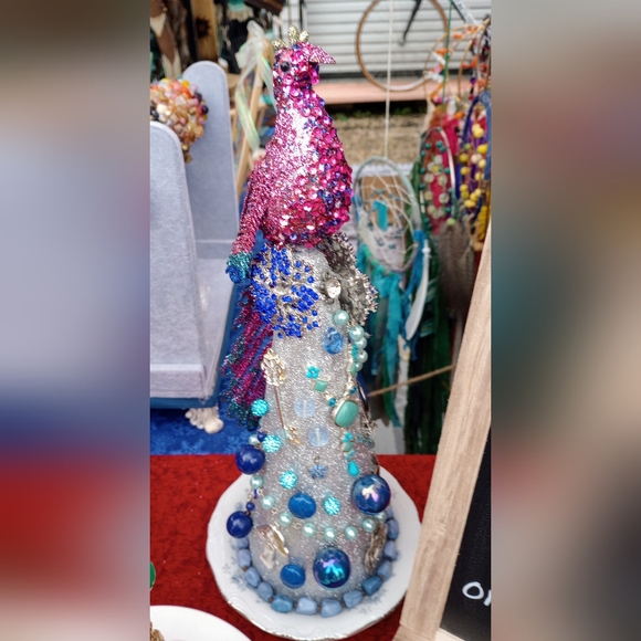 Bling Holiday Trees - Picture 4 of 5